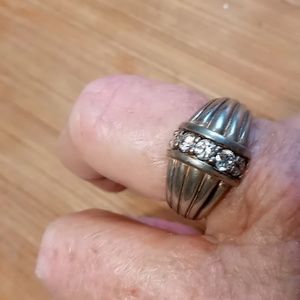 Vintage 925 sterling CZ ring
